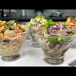 4 САЛАТА из 4х основных продуктов! ВКУСНЫЕ все! Рецепты салатов к праздничному столу и не только!