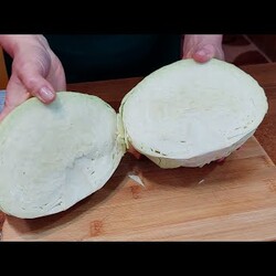 Хватит добавлять уксус! Готовим полезный продукт: вкусная, хрустящая капуста со свёклой.