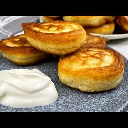 Пышные ОЛАДЬИ на кефире! Оладьи всегда получаются пышными и не опадают (1000 раз проверенный рецепт)