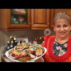 Всегда мало, сколько не приготовишь. Невероятно вкусные и сочные!