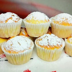 КЕКСЫ на кефире!!! Готовятся быстро,а съедаются ещё быстрее!!!