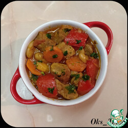 Свинина с фасолью и овощами