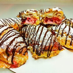 В МАГАЗИНЕ ТАКОГО НЕ КУПИШЬ !!! ЯГОДНЫЙ "БУМ" с творогом в слоёном тесте!!!