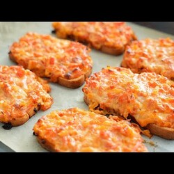 Будут просить еще и еще! Очень вкусные горячие бутерброды! Просто и быстро