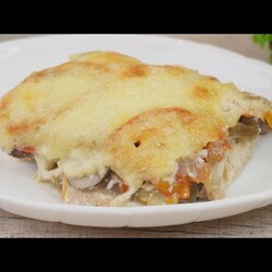 запеканка курин филе под баклажанами и грибами помидорами