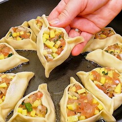 Слишком Вкусно! ПОТРЯСАЮЩЕЕ Горячее Блюдо На Сковороде