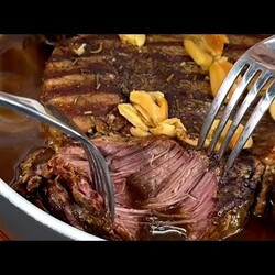 МЯСО,которое и "жевать не нужно"! Настолько мягкое! ВКУСНО очень!Говядина "Томленая",рецепт простой!