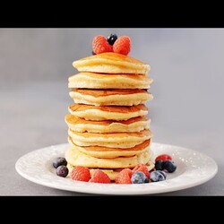 САМЫЙ лучший завтрак! Пышные ПАНКЕЙКИ на молоке — самый простой и вкусный рецепт!