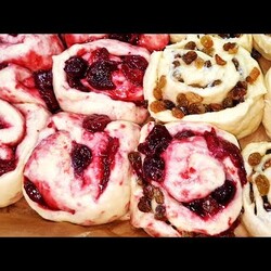 булочки с вишней простой рецепт