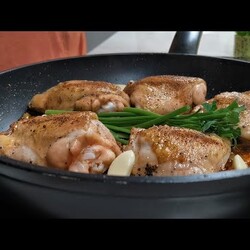 Нашёл самый ШИКАРНЫЙ РЕЦЕПТ как приготовить курицу на сковороде!  ВКУСНО невероятно!