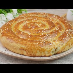 Удивительный мясной пирог:  не нужно замешивать тесто