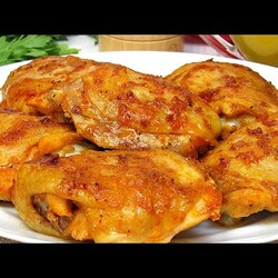 Вкусные Сочные КУРИНЫЕ БЕДРЫШКИ в духовке! Рецепт БОМБА! Все дело в маринаде и соусе!
