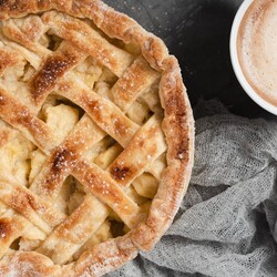 5 лучших рецептов пирогов с айвой: простые и вкусные идеи с фото, как приготовить пирог из айвы в духовке, который тает во рту