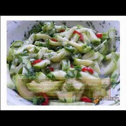 Кабачки со вкусом грибов на зиму  На 2 полулитровые баночки