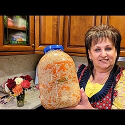 Вкусный простой рецепт квашеной капусты! Вкусная, хрустящая!