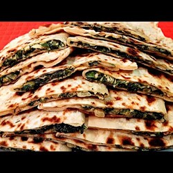 МУКА + ВОДА и ЗЕЛЕНЬ! Потрясающие Кутабы На сковороде! Улетают со стола в один миг!