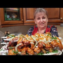 Вместо шашлыка на праздничный стол. Невероятно вкусная закуска из куриных крылышек.