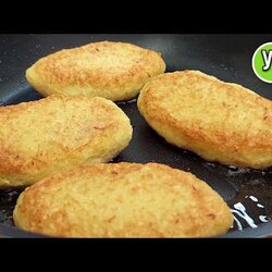 Картошка и одна куриная филешка -Зразы без правил. грибной соус