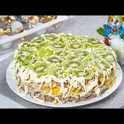 Красивый САЛАТ ИЗУМРУД из обычных продуктов, импровизирую на ходу!