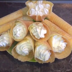 Крем для вафельных трубочек — ТОП-9 рецептов начинки трубочек в домашних условиях