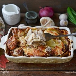 Курица, запеченная с грибами и картофелем, пошаговый рецепт на 1308 ккал, фото, ингредиенты - mizuko