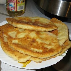 Лепешки на сковороде с картошкой и пл.сирком