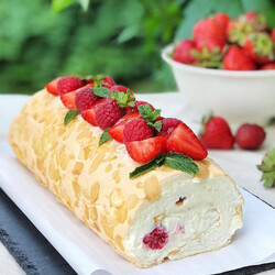 Меренговый рулет