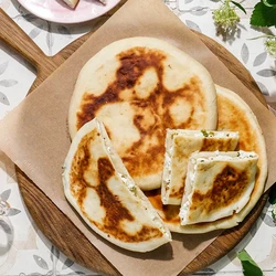 Чепалгаш (чеченские лепешки) с творогом и зеленым луком, пошаговый рецепт с фото на 441 ккал