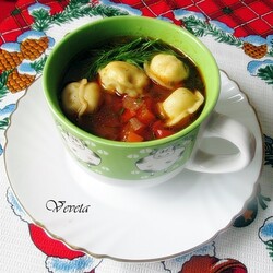 Суп с пельменями в узбекском стиле