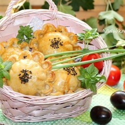 Закусочные пироги с индейкой и овощами