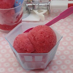 Фруктово-ягодное мороженое на агар-агаре