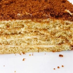 Нежный Медовик