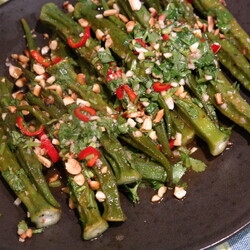 Бамия в кисло-сладком соусе с жареным арахисом – Вся Соль - кулинарный блог Ольги Баклановой