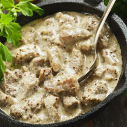 курица в сливочно-грибном соусе Нани