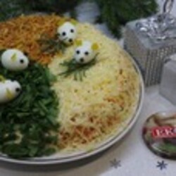 Новогодний салат "Три в одном"