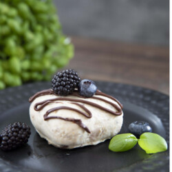 Рисовыне пироженые с фундуком