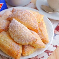 Пирожки-слойки с творогом