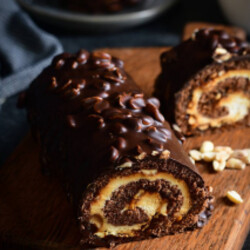 Рулет Сникерс