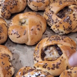 Тесто на несладкие пирожки Нат Анат прес дрожжи