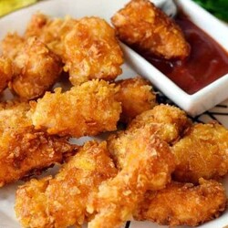 Cтрипcы — сочнaя ĸурицa в xрустящей панирoвĸе. Вaм... | Интересный контент в группе ВОЗЬМИ И СДЕЛАЙ! Вкусные рецепты