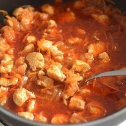 Гуляш из курицы Гуляш просто великолепен если вы... | Интересный контент в группе ВОЗЬМИ И СДЕЛАЙ! Вкусные рецепты