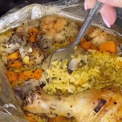 Курочка в рукаве с рисом | Интересный контент в группе Что приготовить сегодня?
