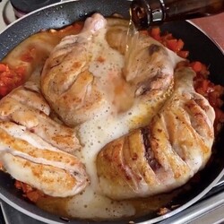 Эта курочка покорит вас с первого кусочка! | Интересный контент в группе Домашние рецепты