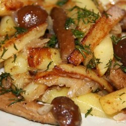 Рецепт: Жареная картошка с грибами | с опятами замороженными и луком
