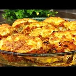 Рыба по - французски! Вкуснота невероятная! духовка. сметана. лук 2 шт. морковь 2 шт. сыр