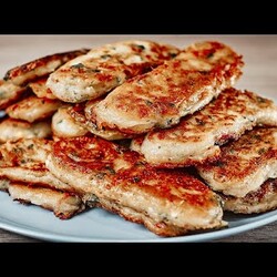 ленивые пирожки с копч колбасой и сыром моцарелла. кефир