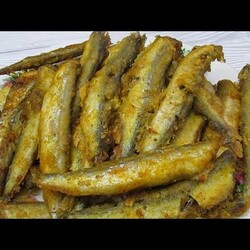 Жарю мойву без гари и запаха, в духовке. Получается золотистая, просто и без возни.