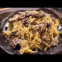 Ужин за 200 рублей. Готовится всего 10 минут. Куриные сердечки и лапша паутинка