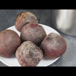 Как сварить свеклу на "селедку под шубой", чтобы салат получился обалденным на вкус