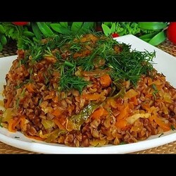 Эта Гречка и капуста и лук и морковь